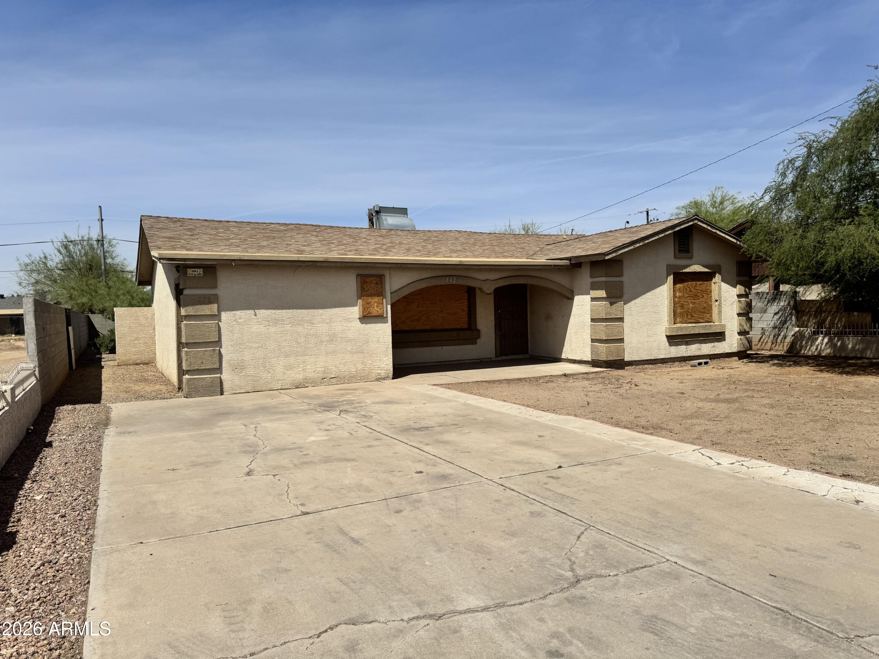 3426 W PALM Lane
