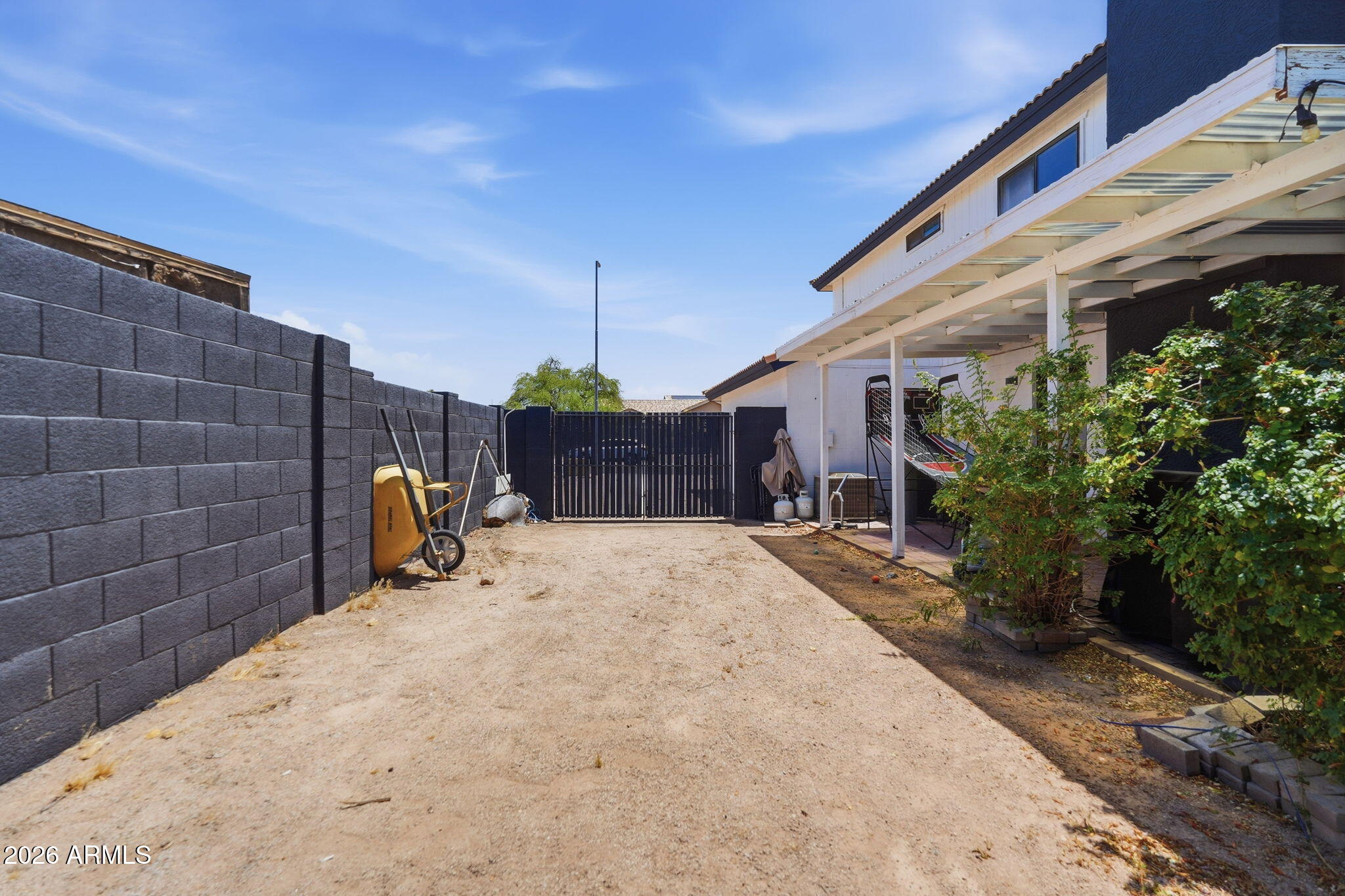 3060 N RAVINE