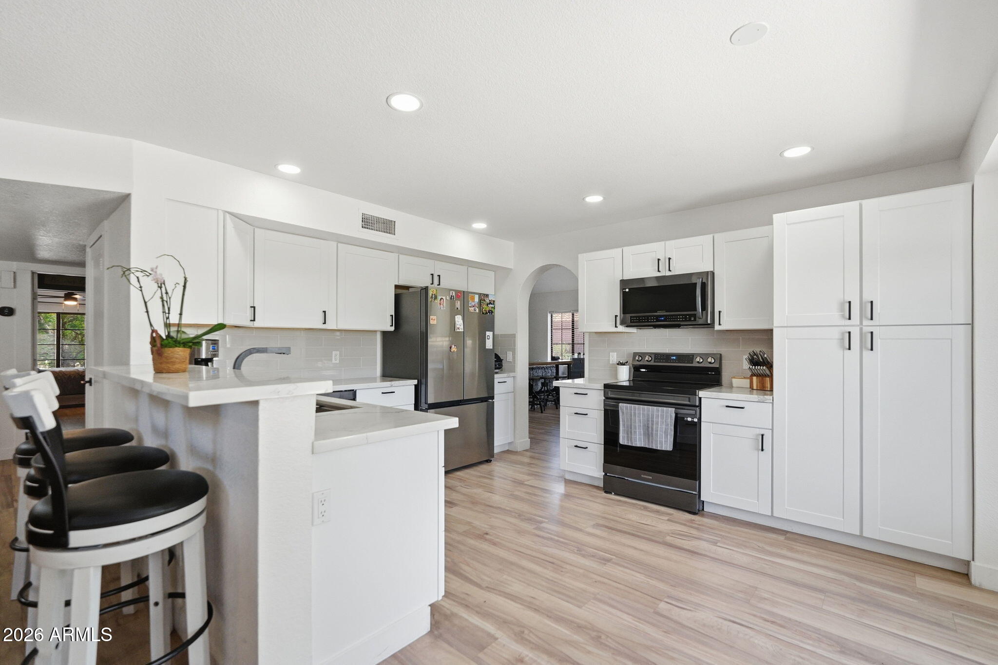 3060 N RAVINE