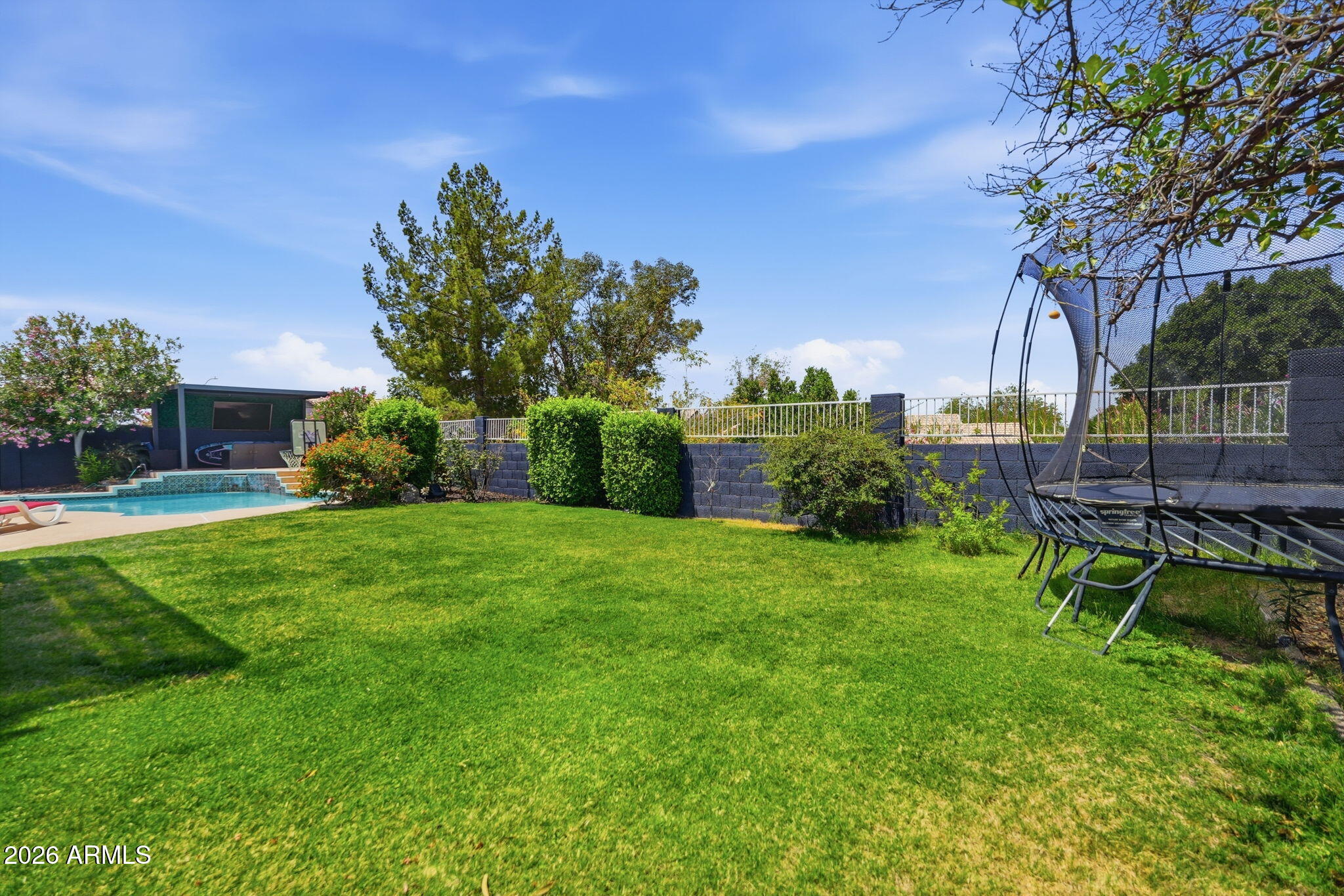 3060 N RAVINE