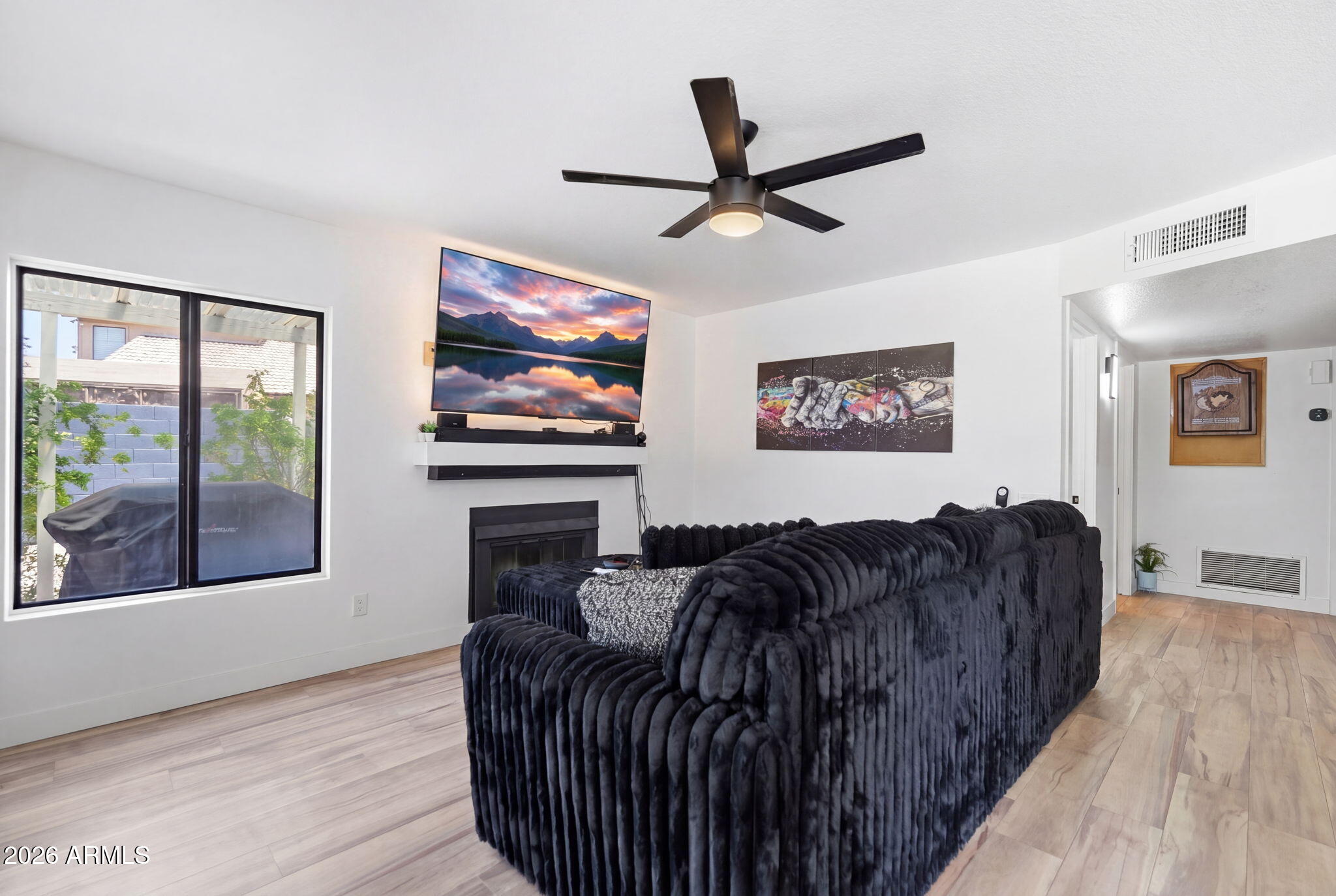 3060 N RAVINE