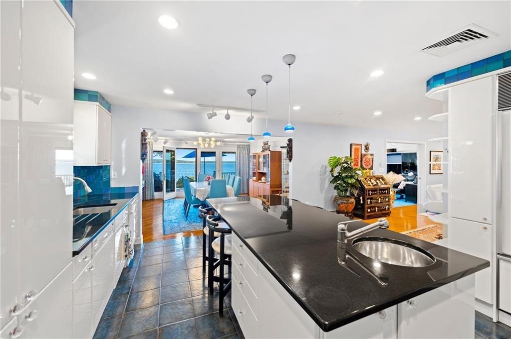 161 Seaside Drive