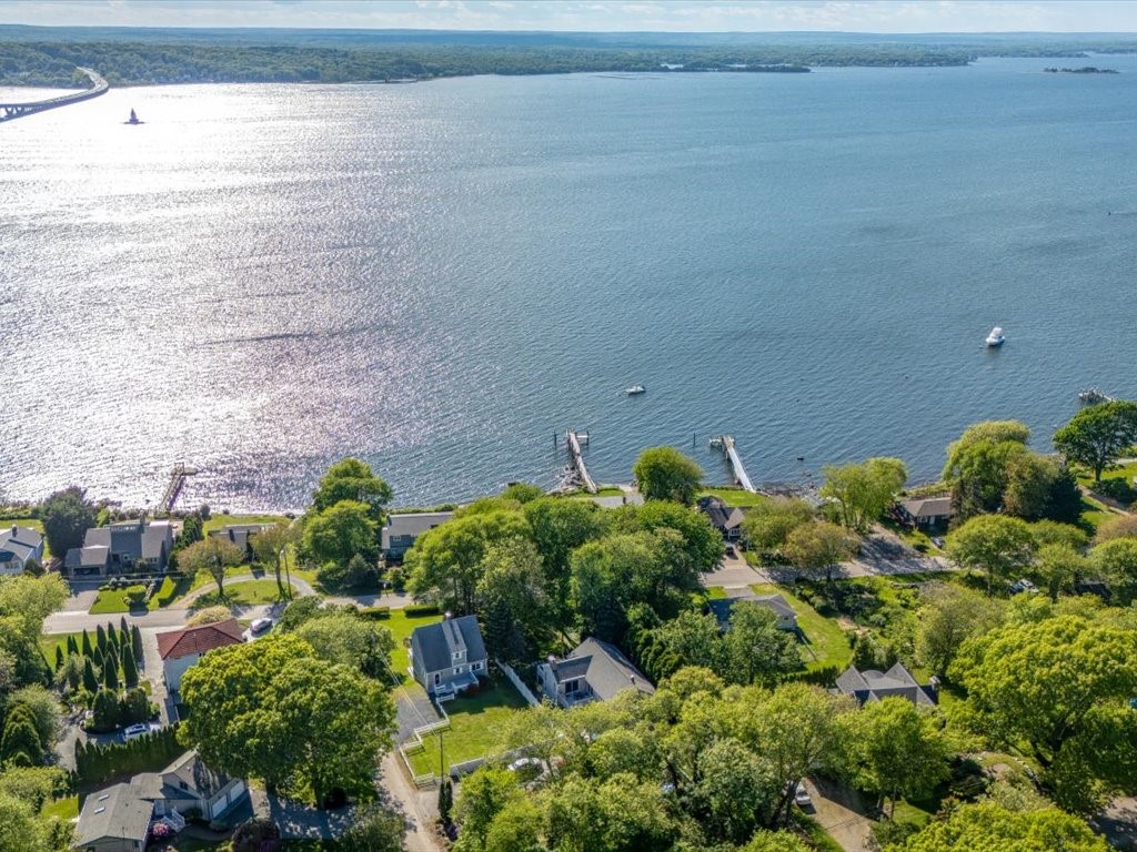 174 seaside Drive