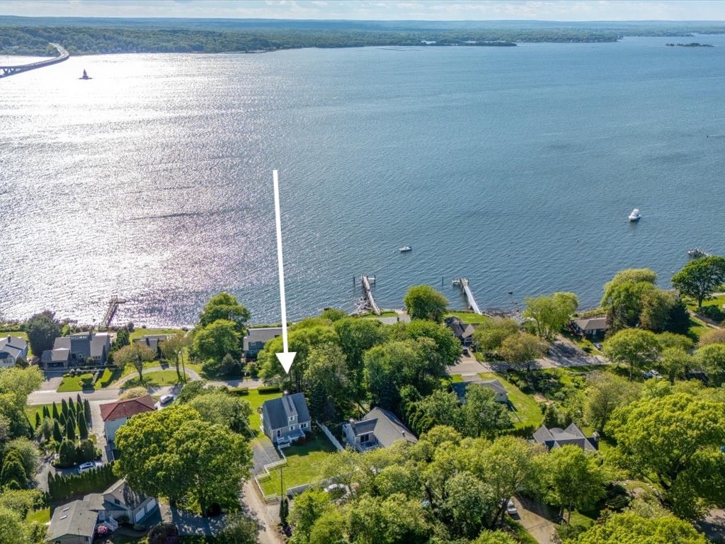 174 seaside Drive