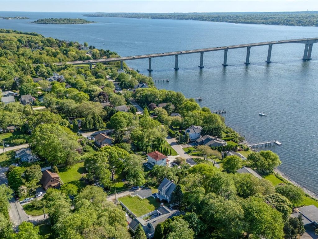 174 seaside Drive