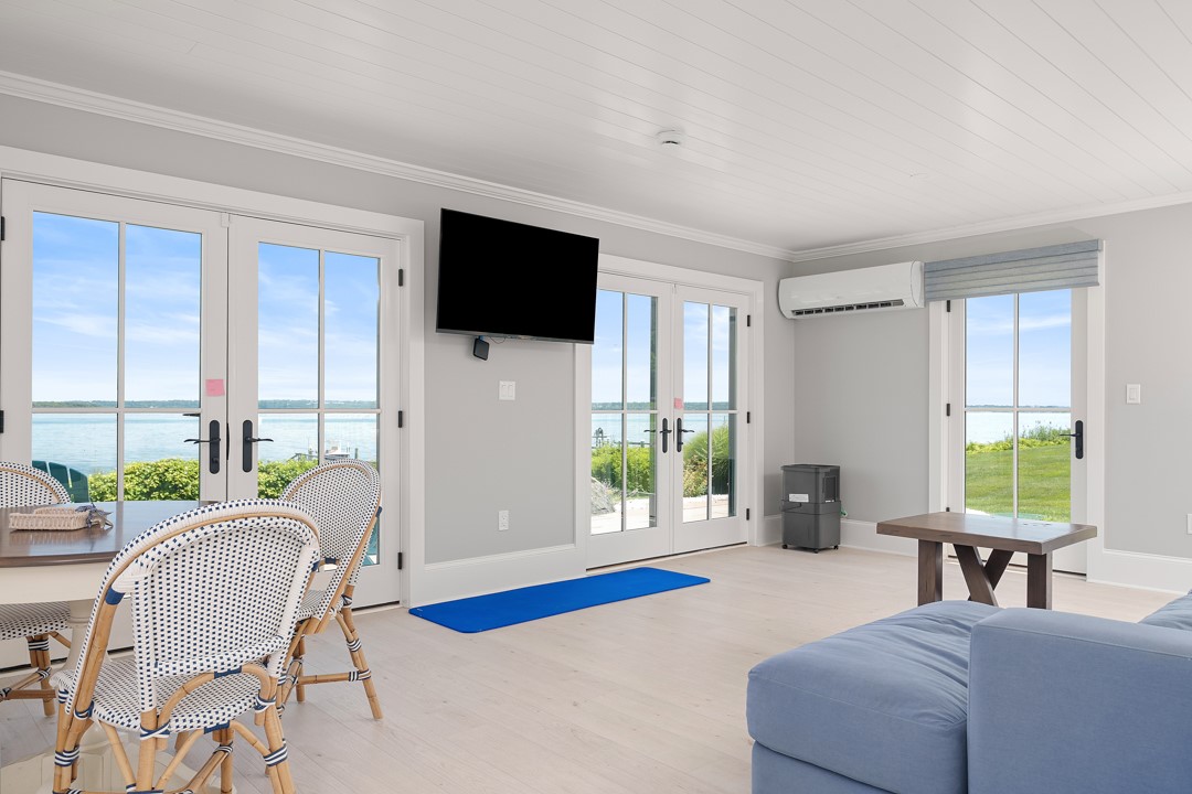 1058 East Shore Road