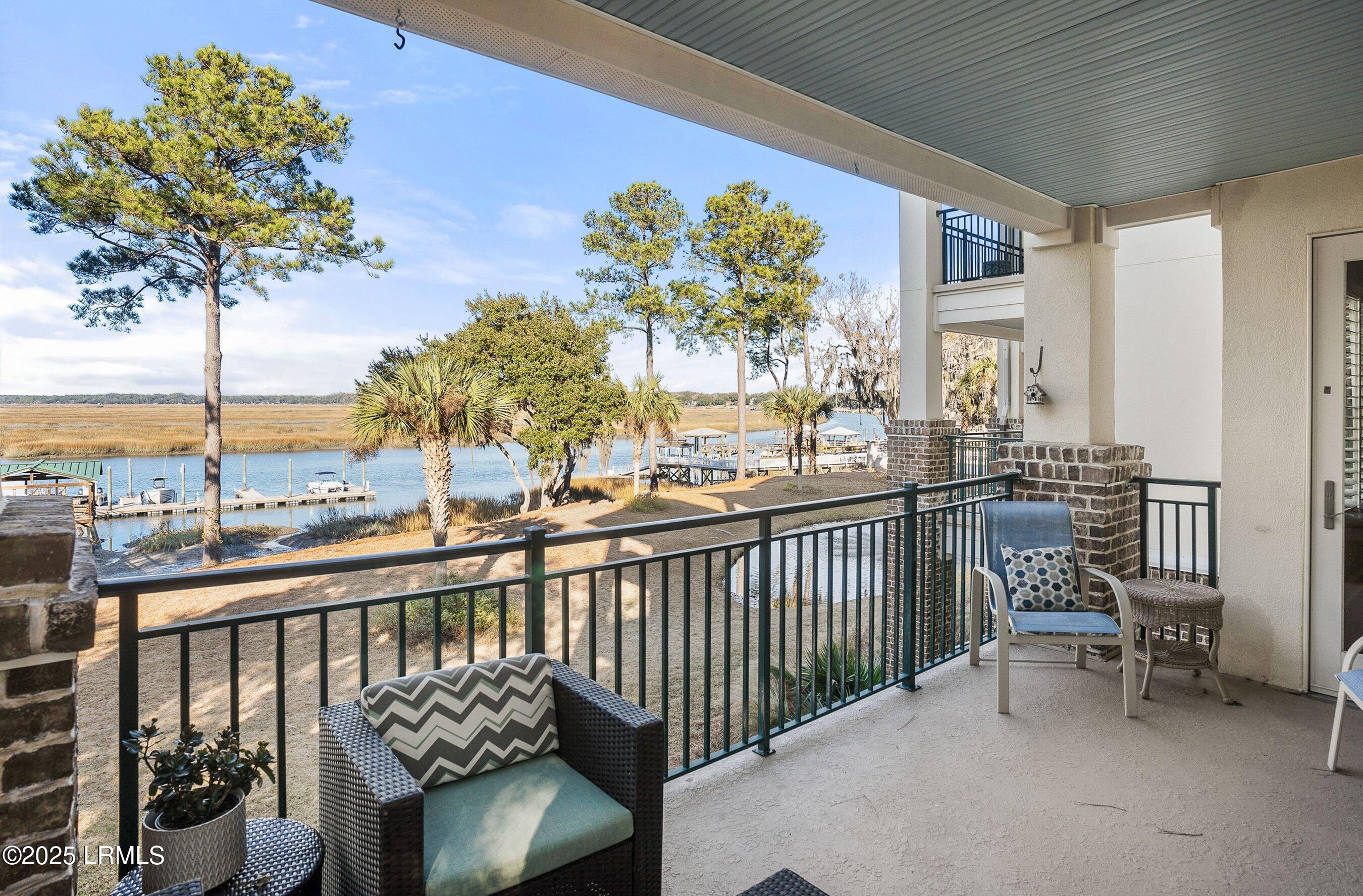 15 Sunset Boulevard, 1204