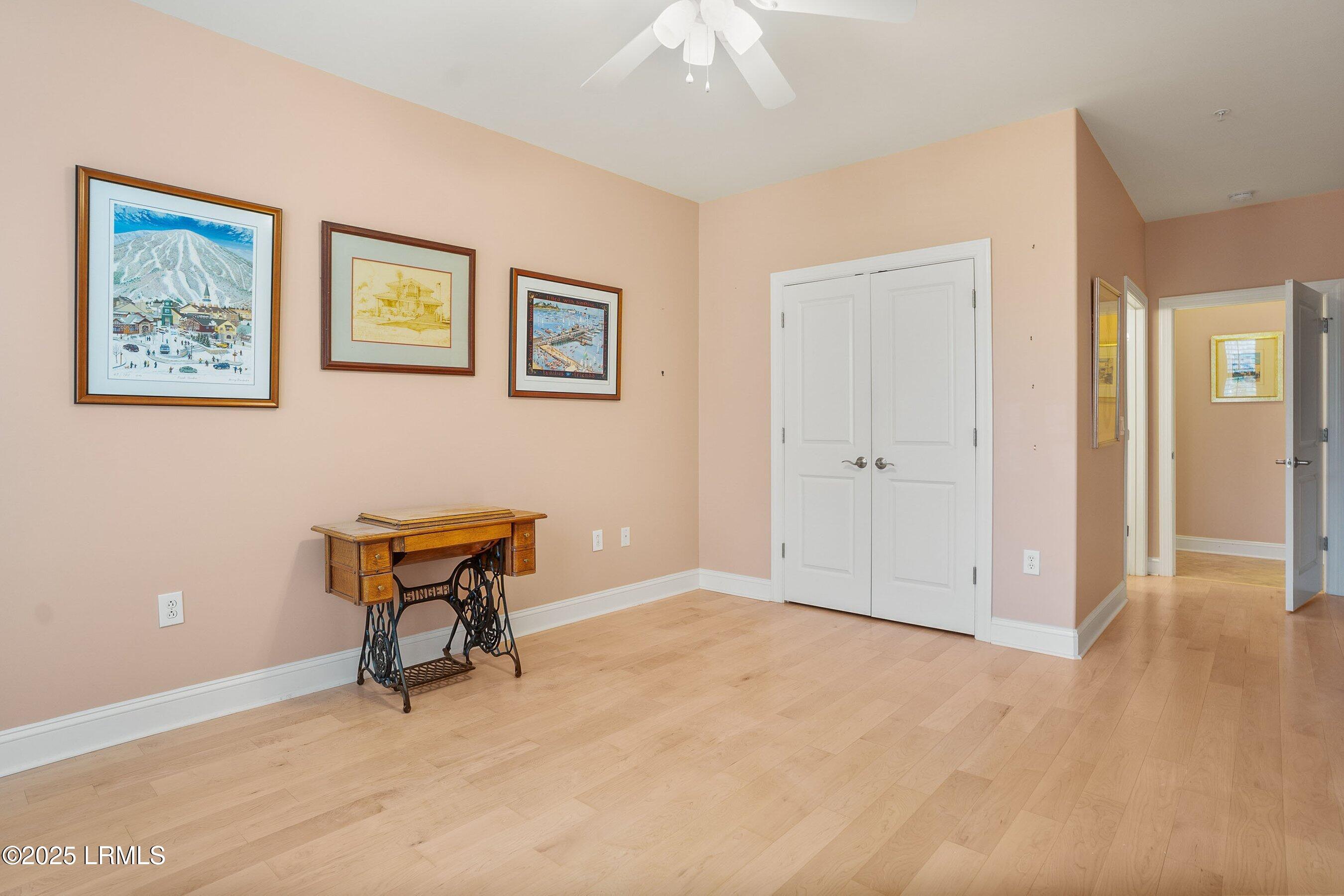 15 Sunset Boulevard, 1204