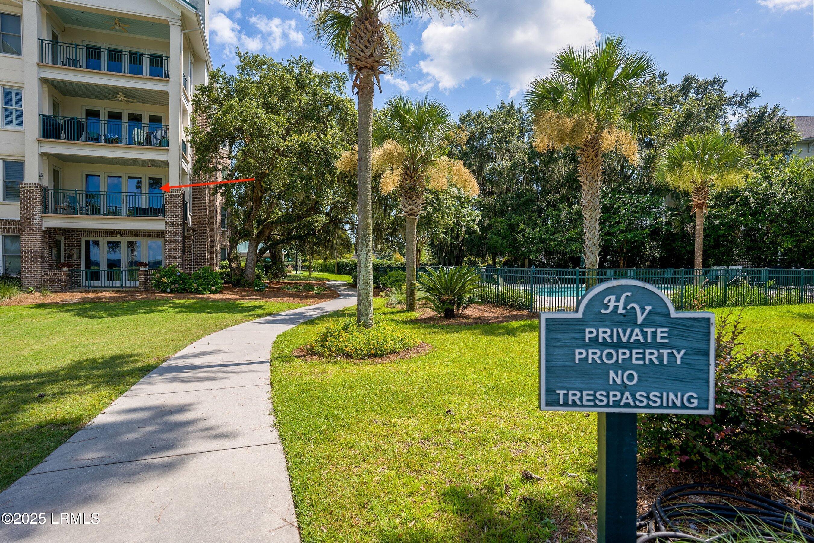 15 Sunset Boulevard, 1204