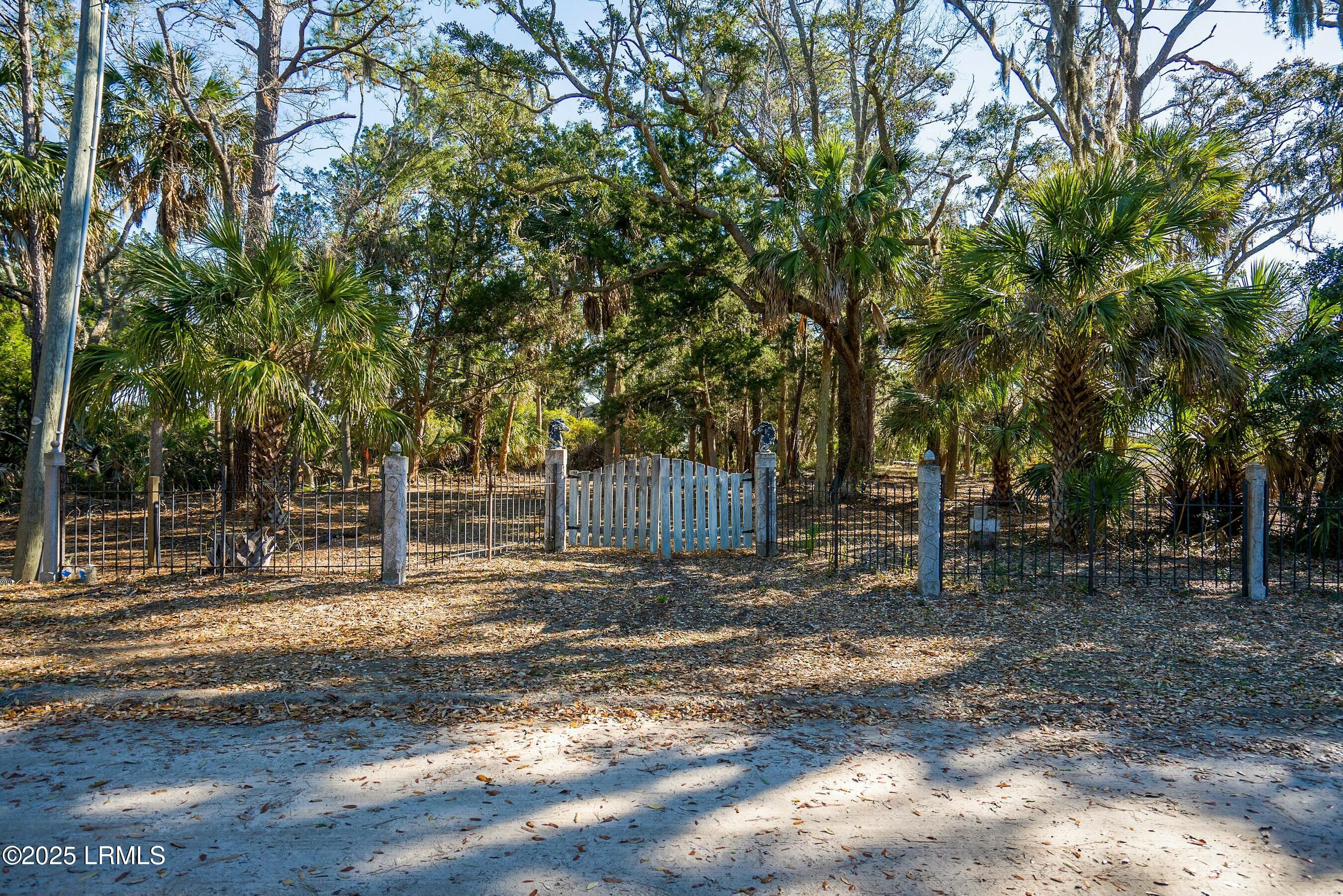 51 Harbor River Circle, St. Helena Island