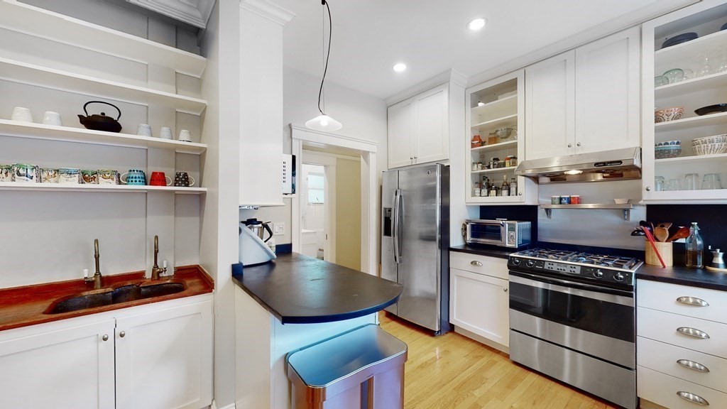 50 Garrison Rd Unit: 2