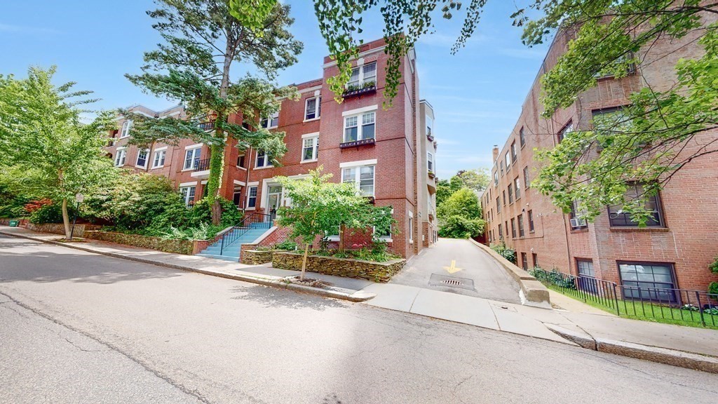 50 Garrison Rd Unit: 2