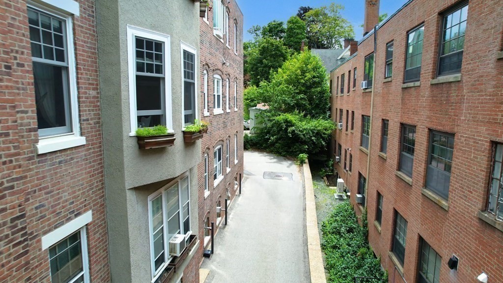 50 Garrison Rd Unit: 2