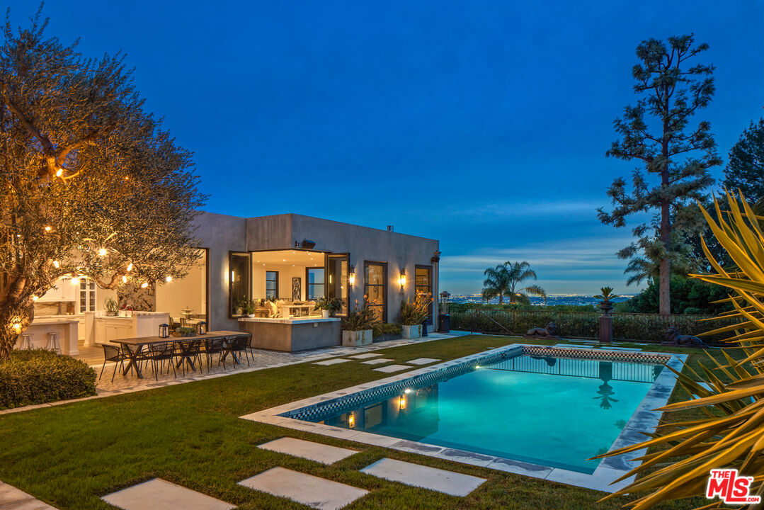1457 Blue Jay Way