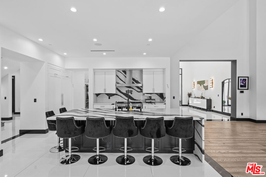 6006 Spring Valley Rd