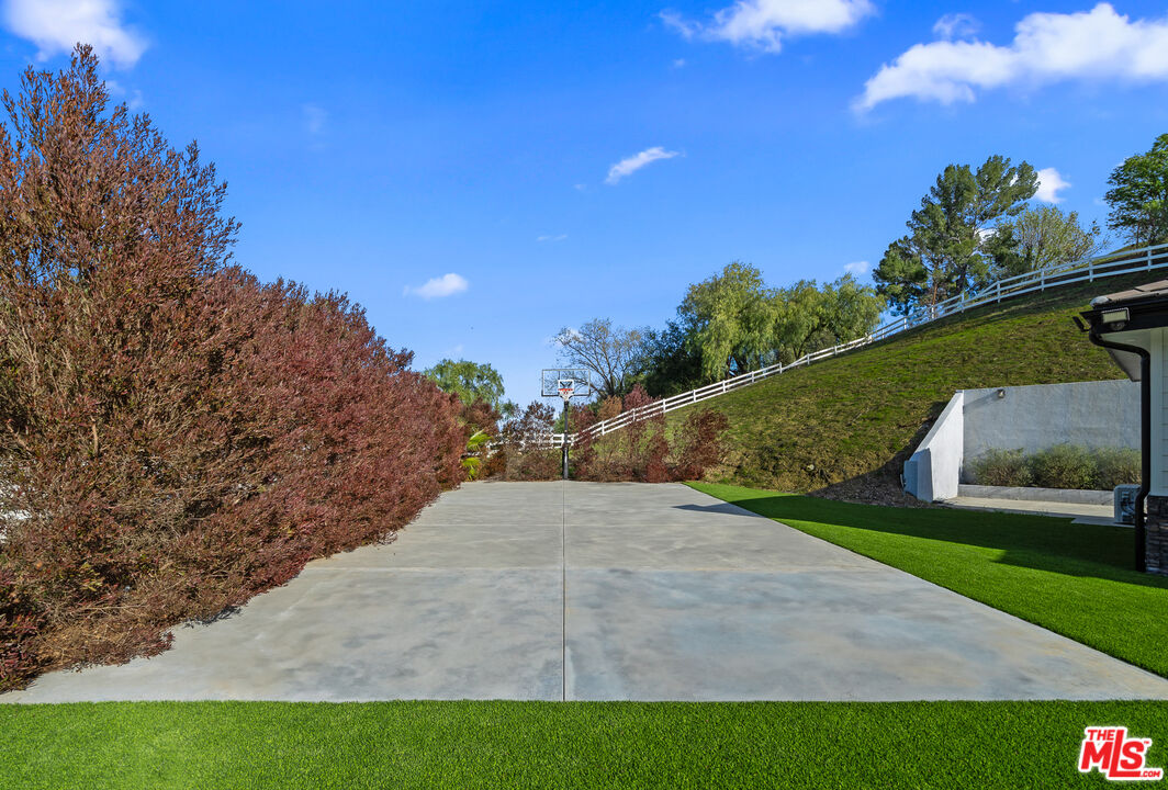 6006 Spring Valley Rd