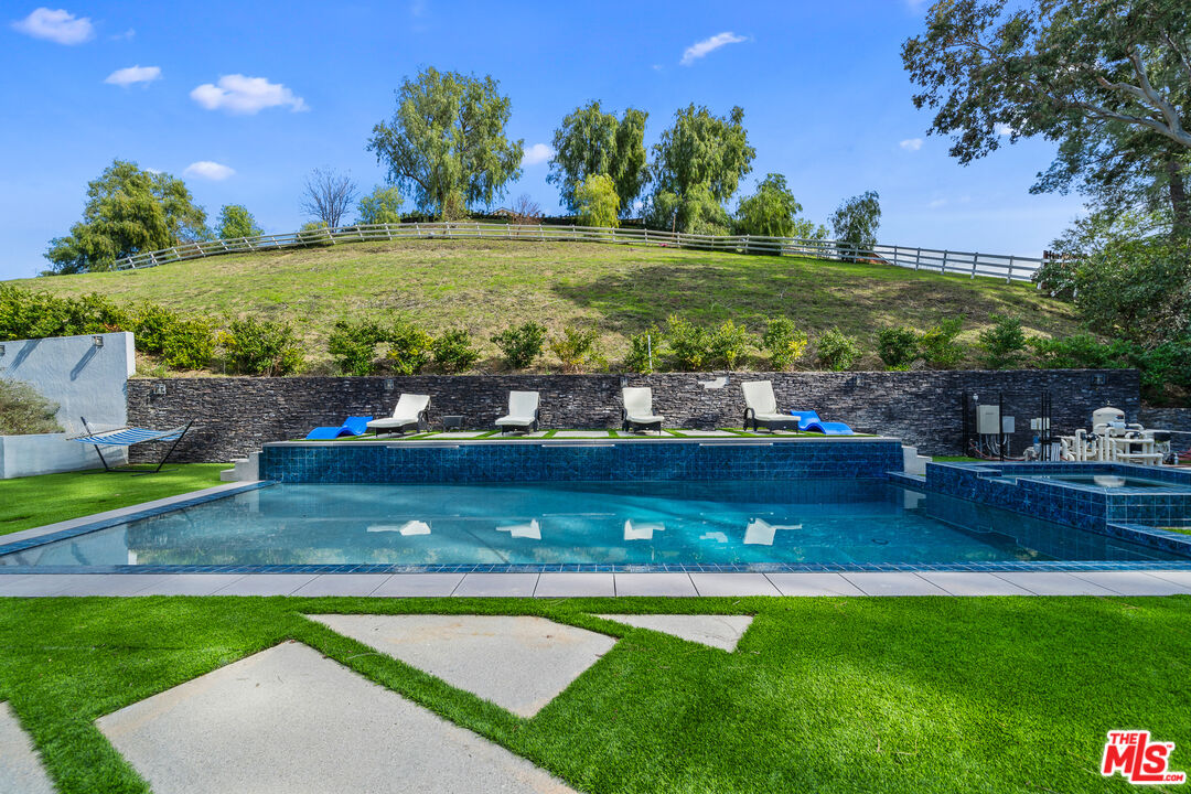 6006 Spring Valley Rd