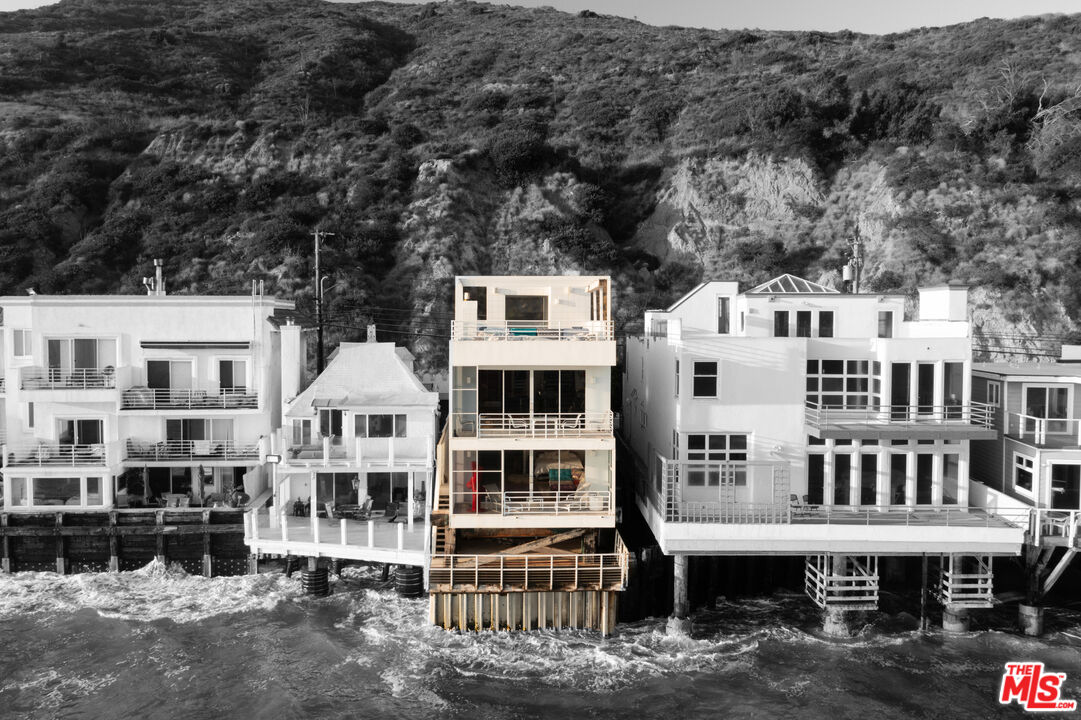 19124 Pacific Coast Hwy