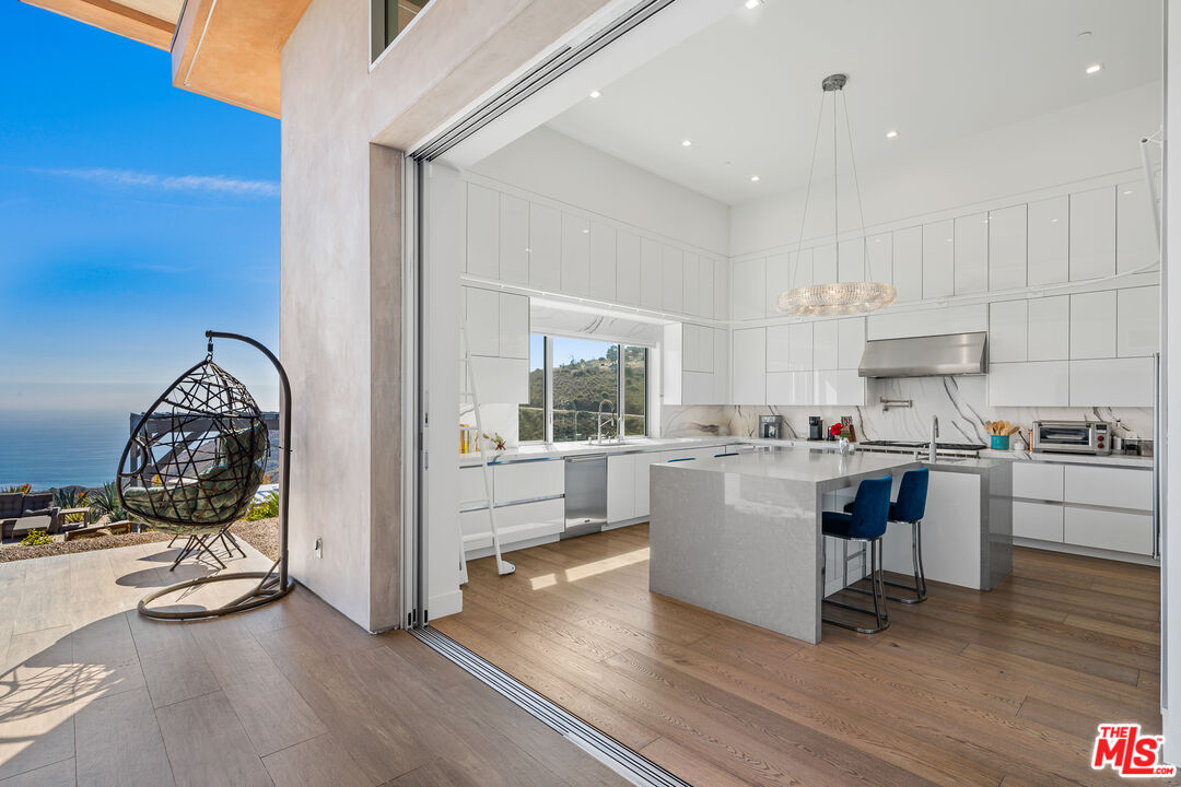 10715 Yerba Buena Rd