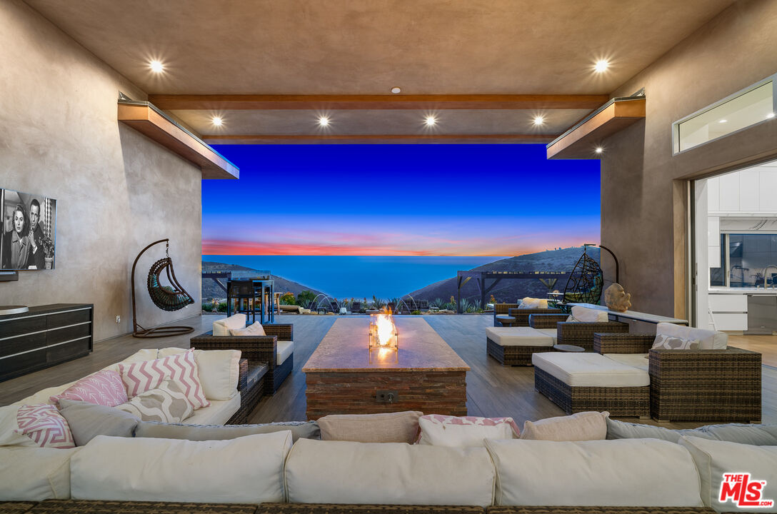 10715 Yerba Buena Rd