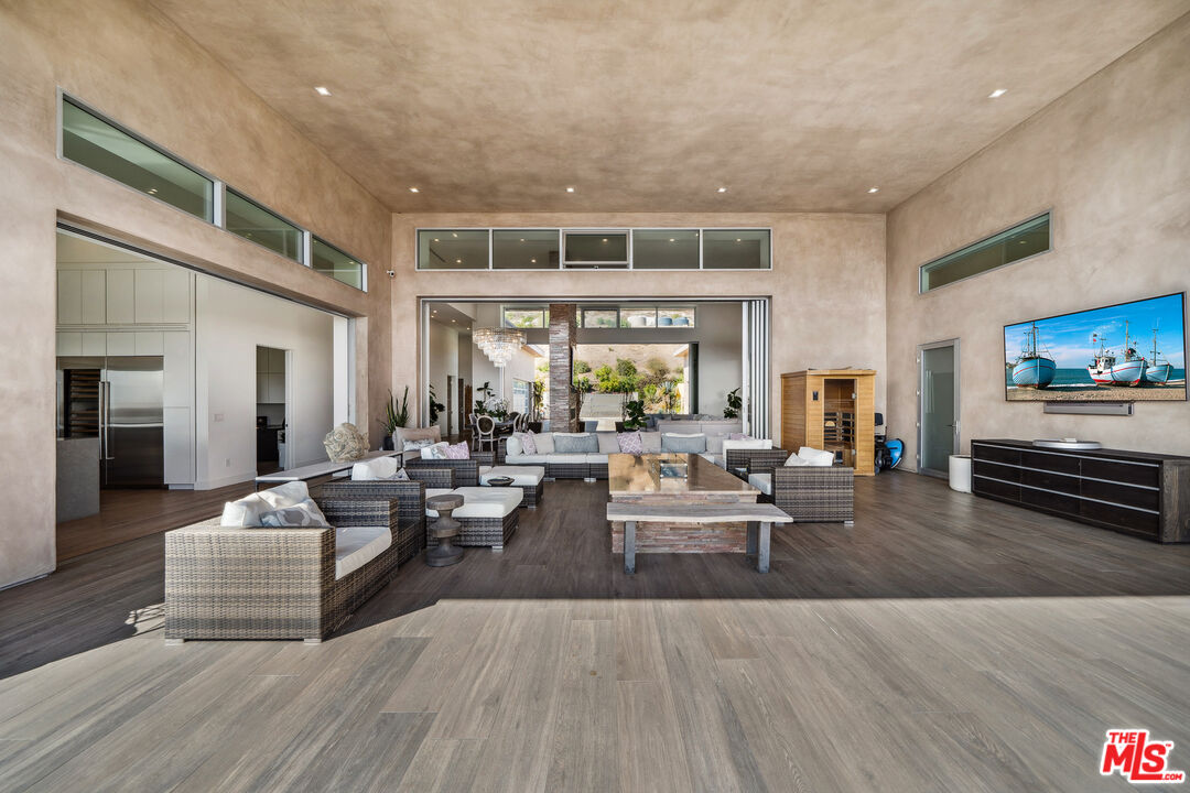 10715 Yerba Buena Rd