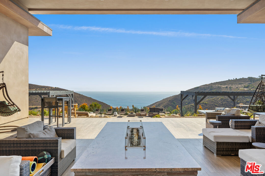 10715 Yerba Buena Rd