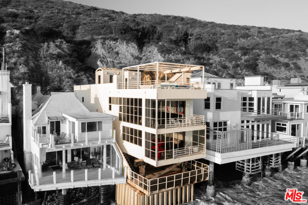 19124 Pacific Coast Hwy