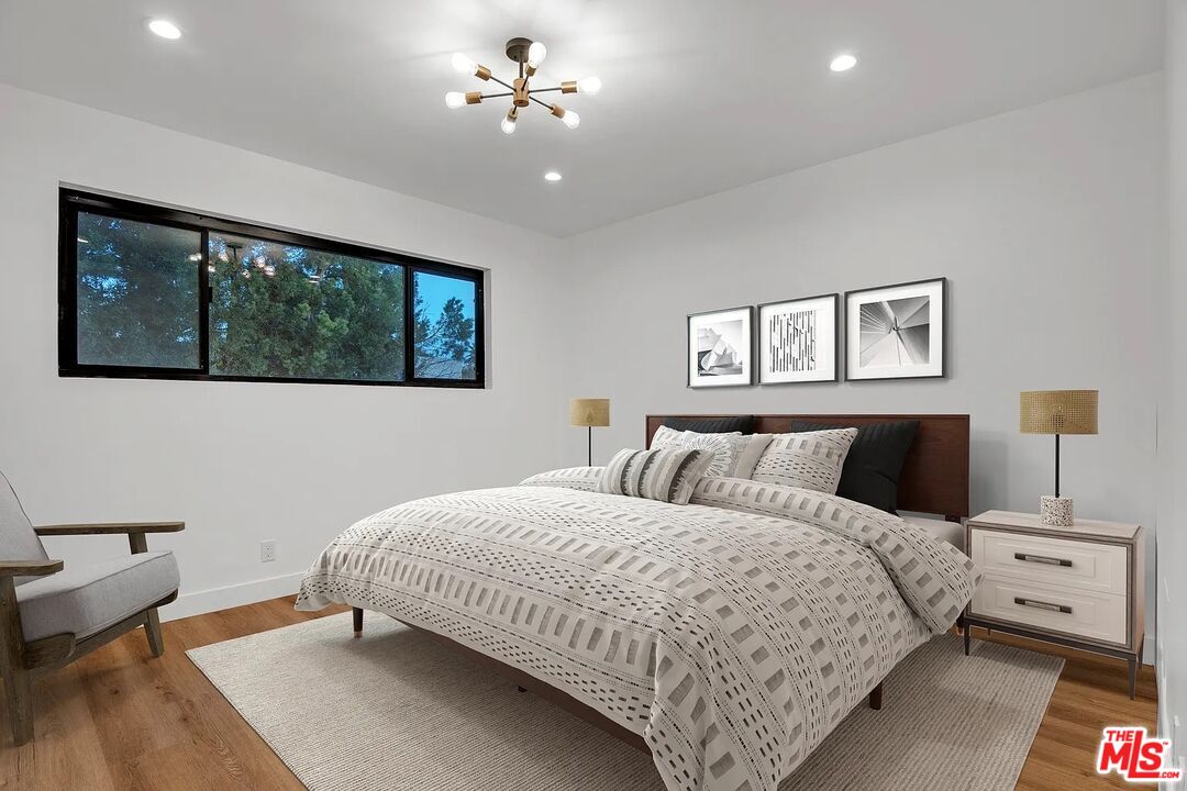 950 Havenhurst Dr Unit: 6