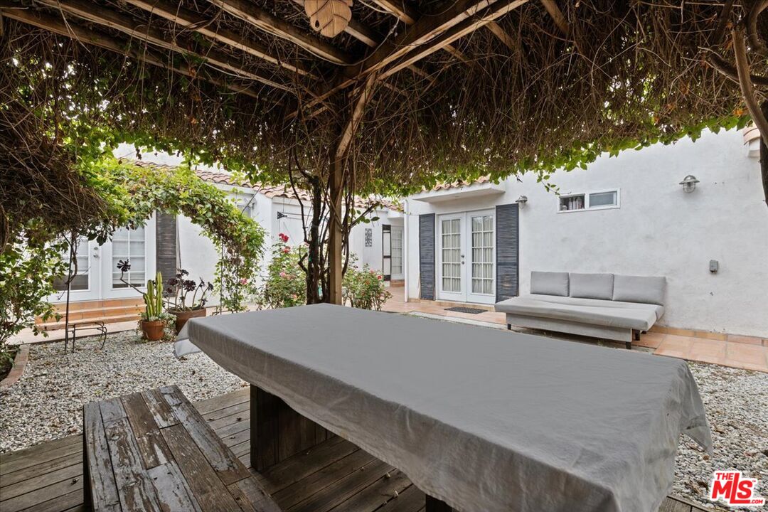 1018 Havenhurst Dr Unit: 1020