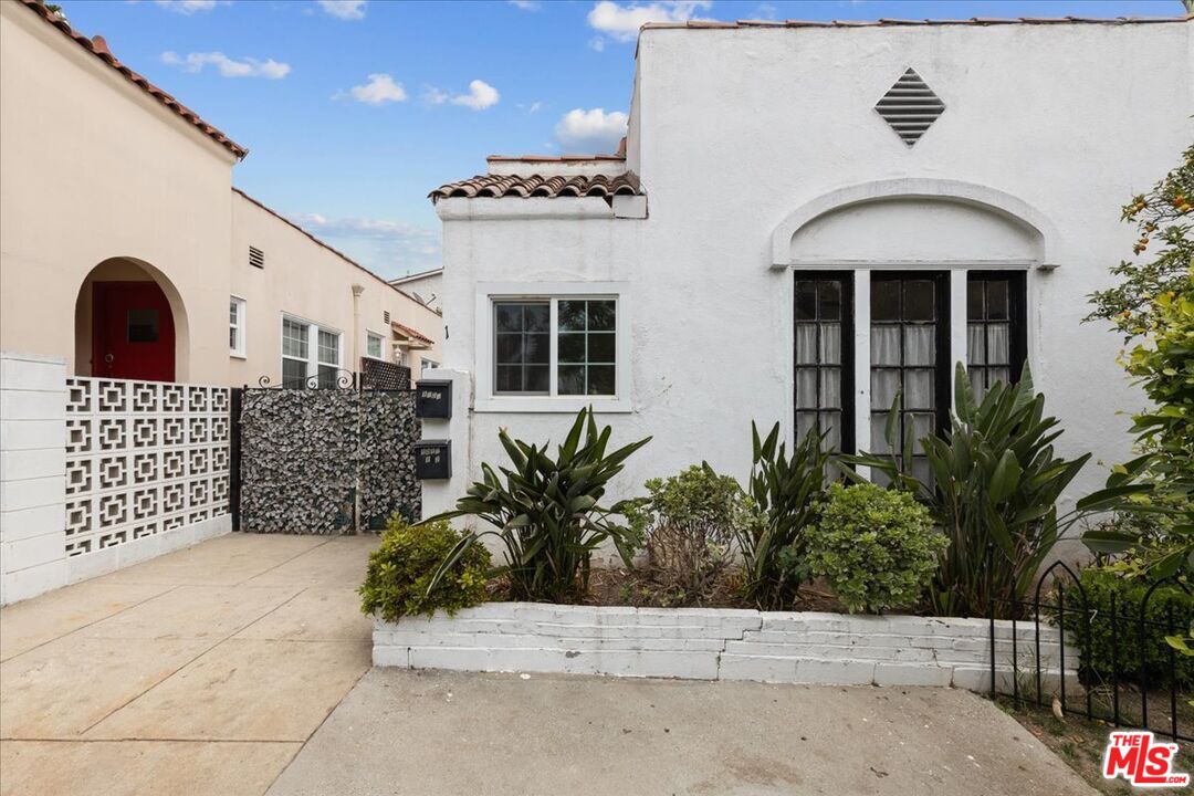 1018 Havenhurst Dr Unit: 1020