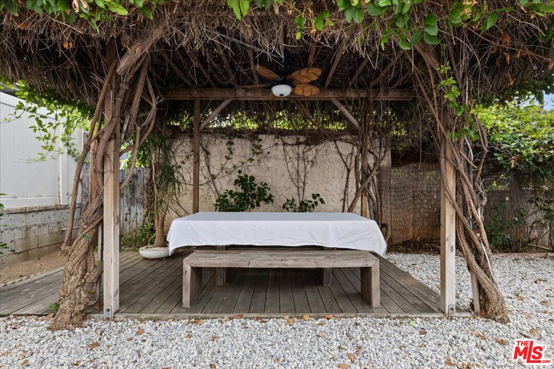 1018 Havenhurst Dr Unit: 1020