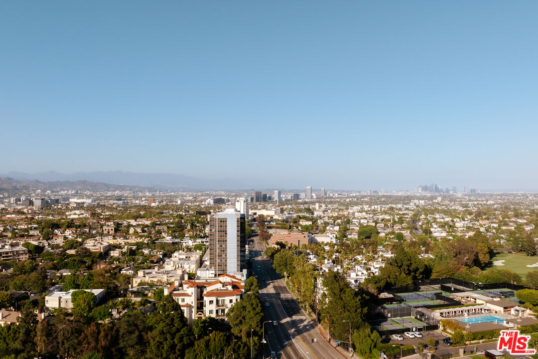 2222 Avenue Of The Stars Unit: 1404