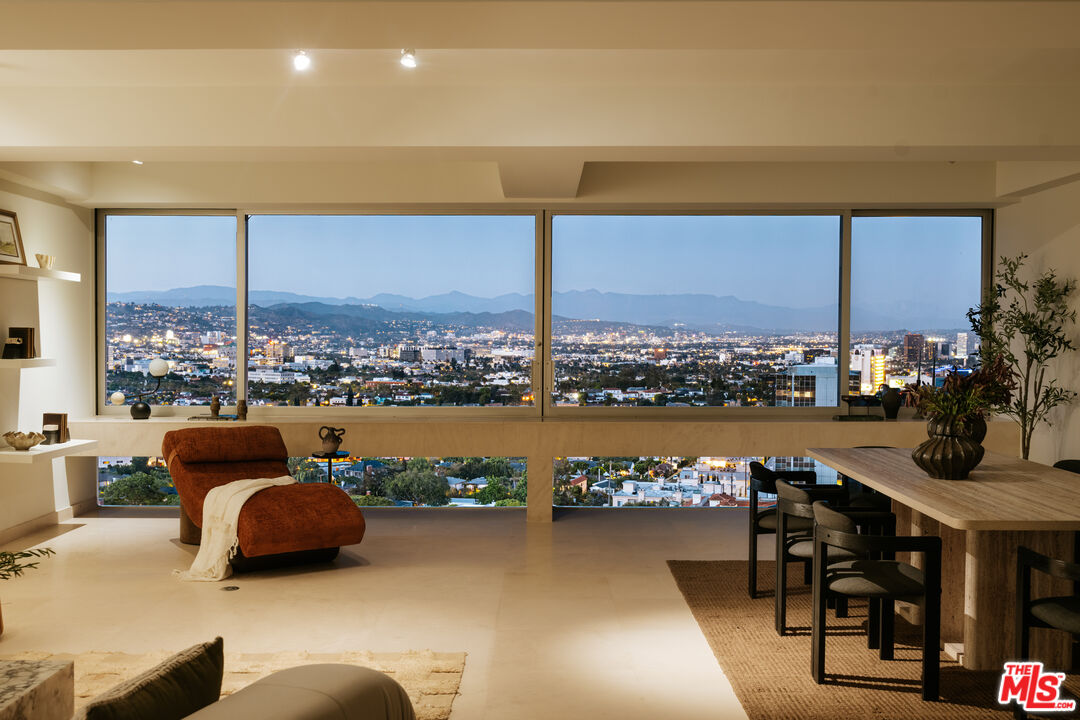 2222 Avenue Of The Stars Unit: 1404