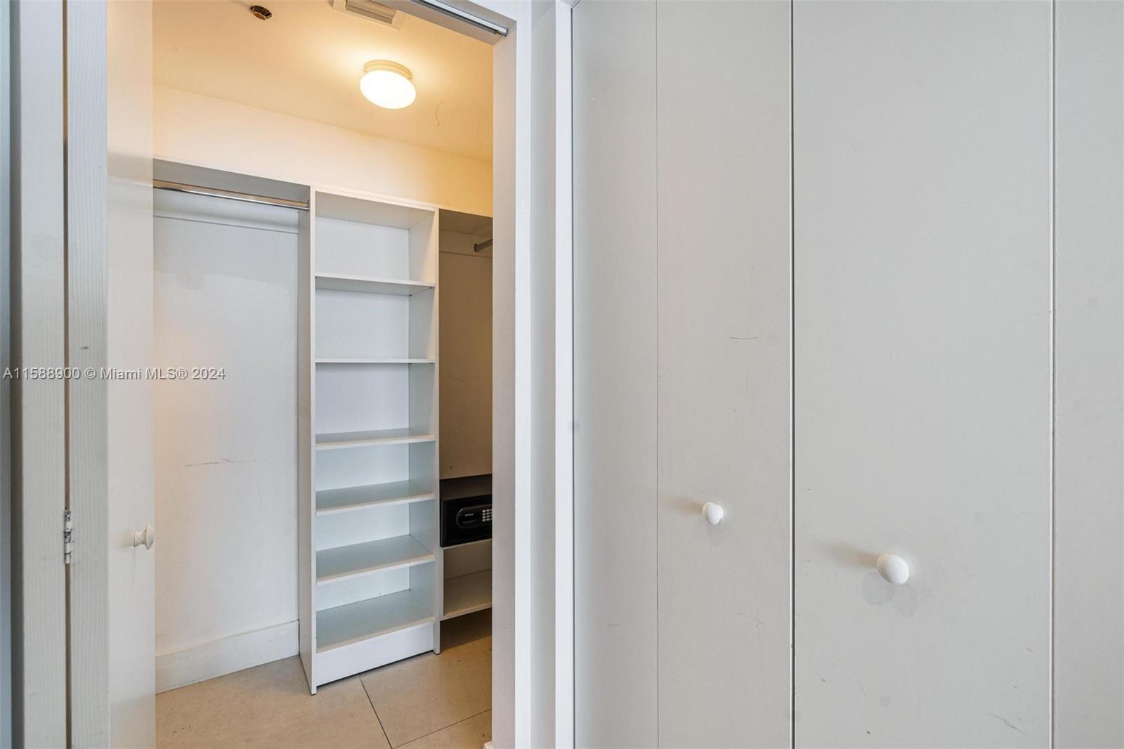 4111 S Ocean Dr # 3706