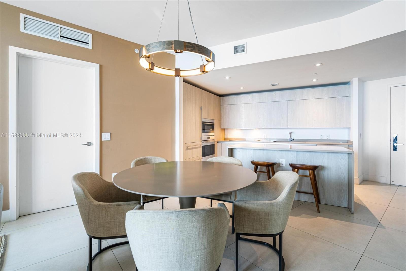 4111 S Ocean Dr # 3706