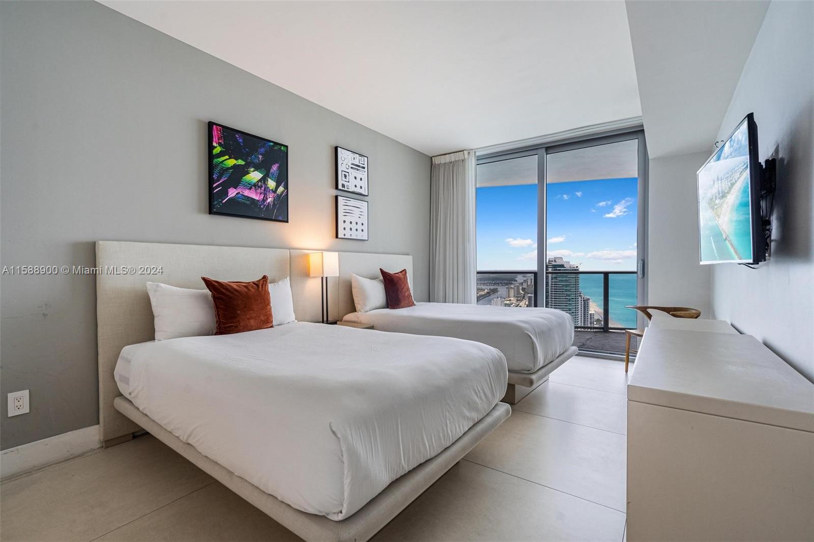 4111 S Ocean Dr # 3706