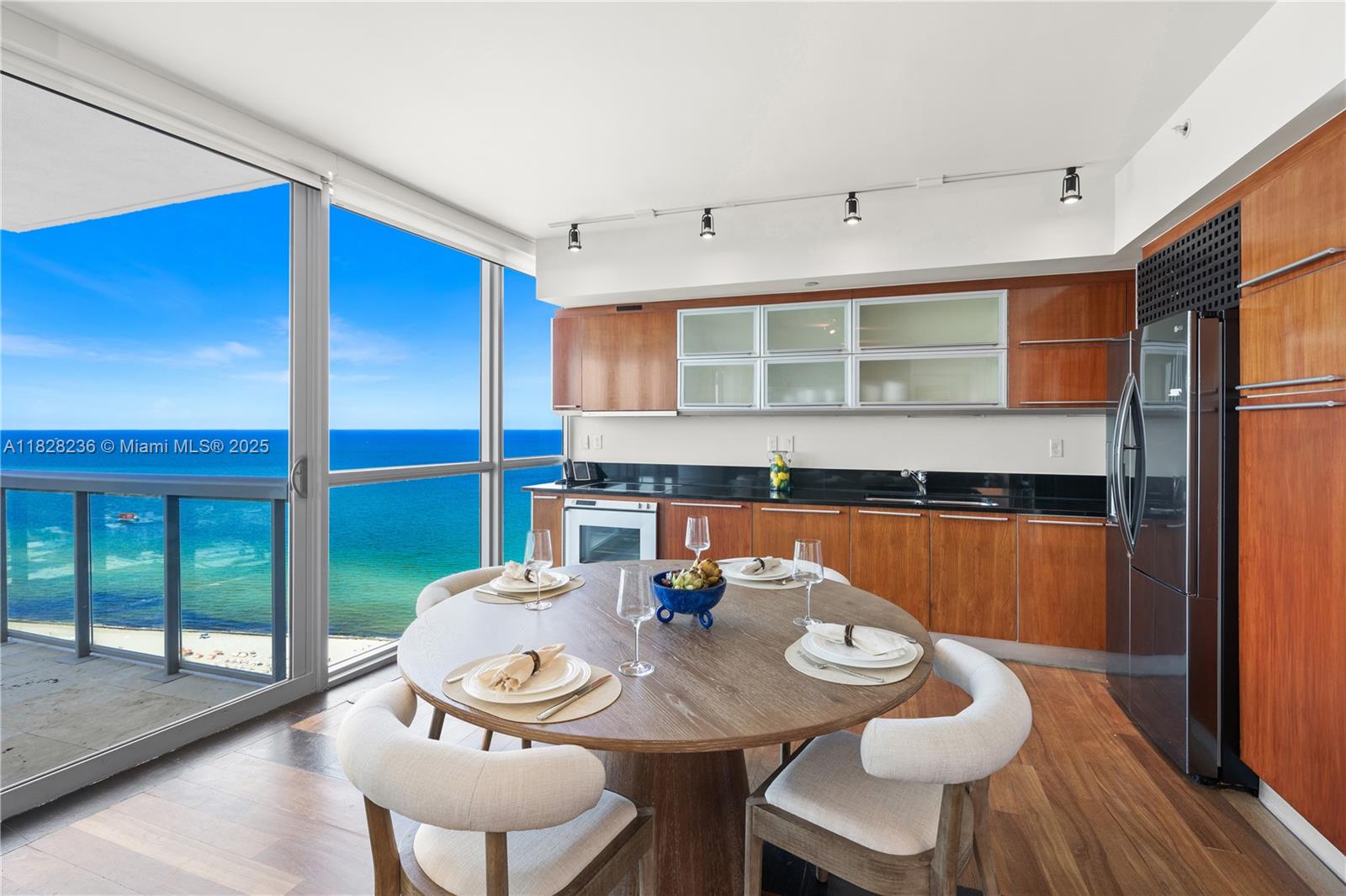 Setai Residence 3803