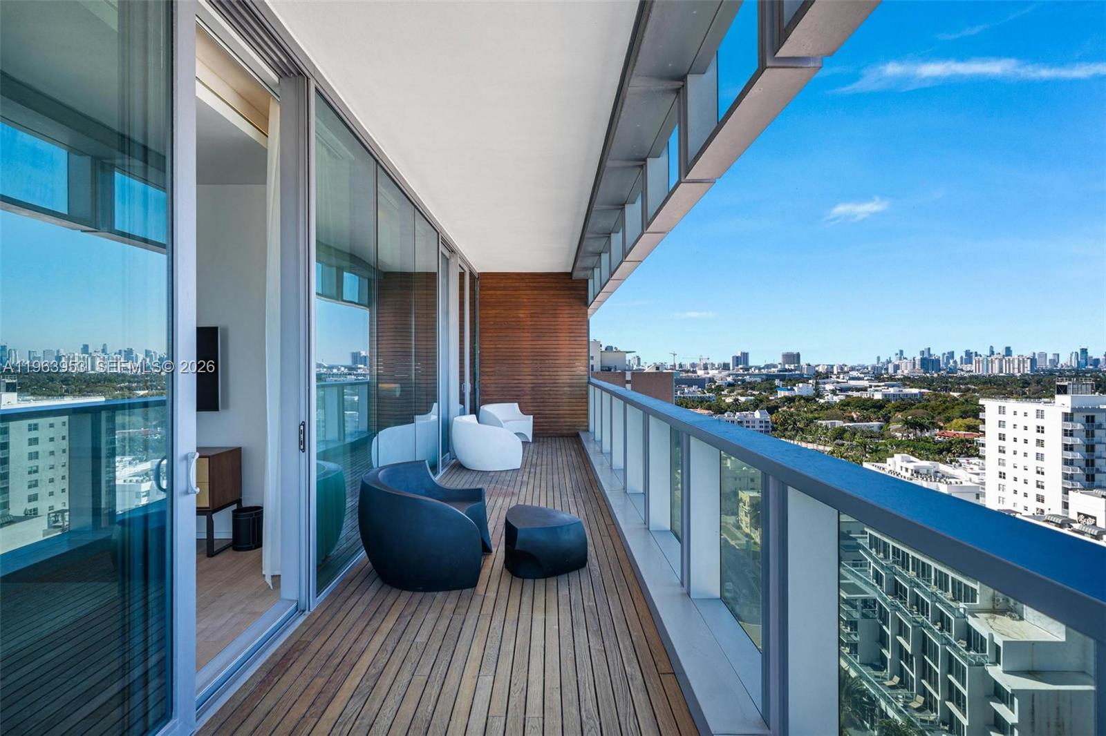 The EDITION Residence 1501