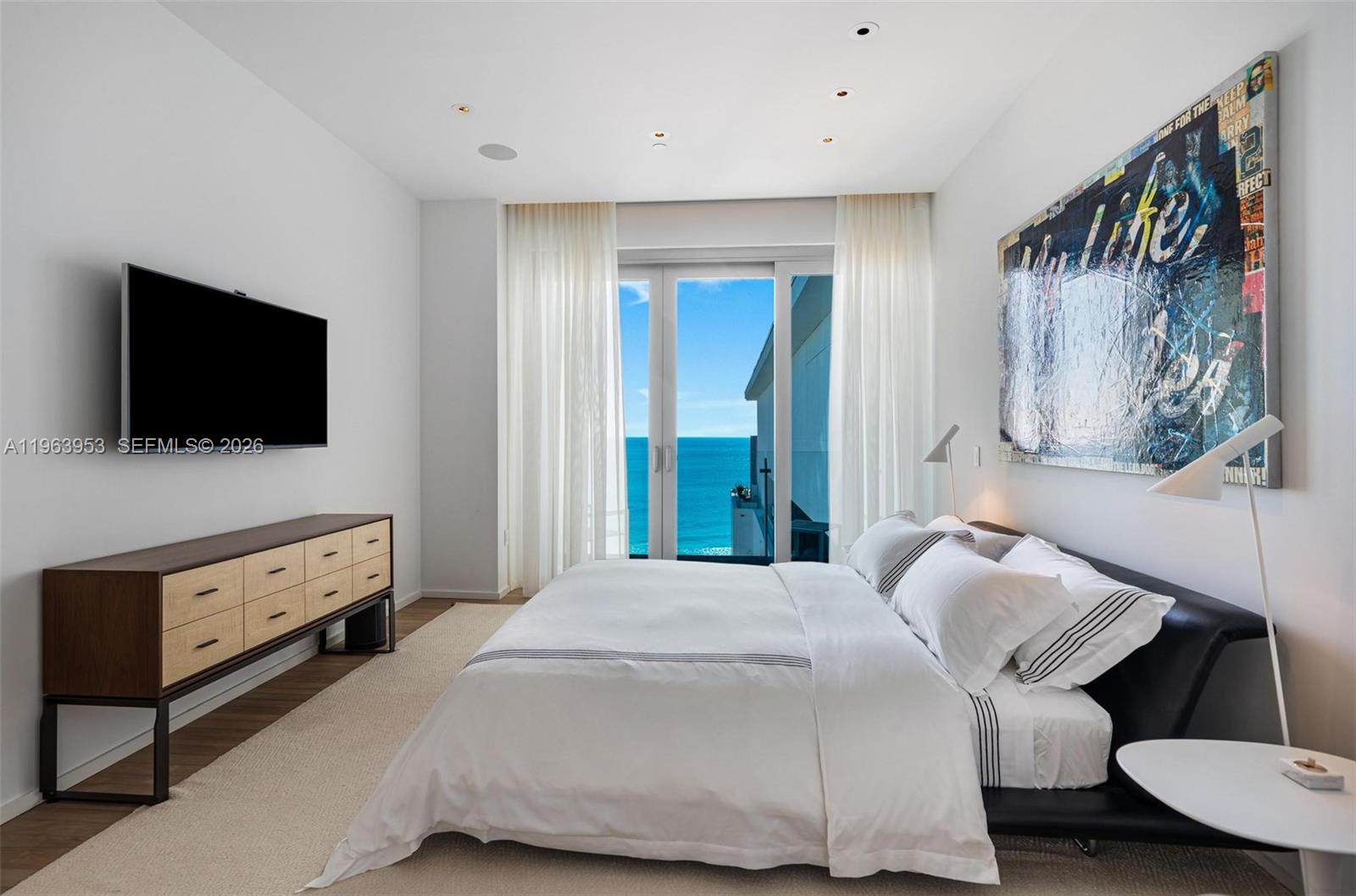 The EDITION Residence 1501