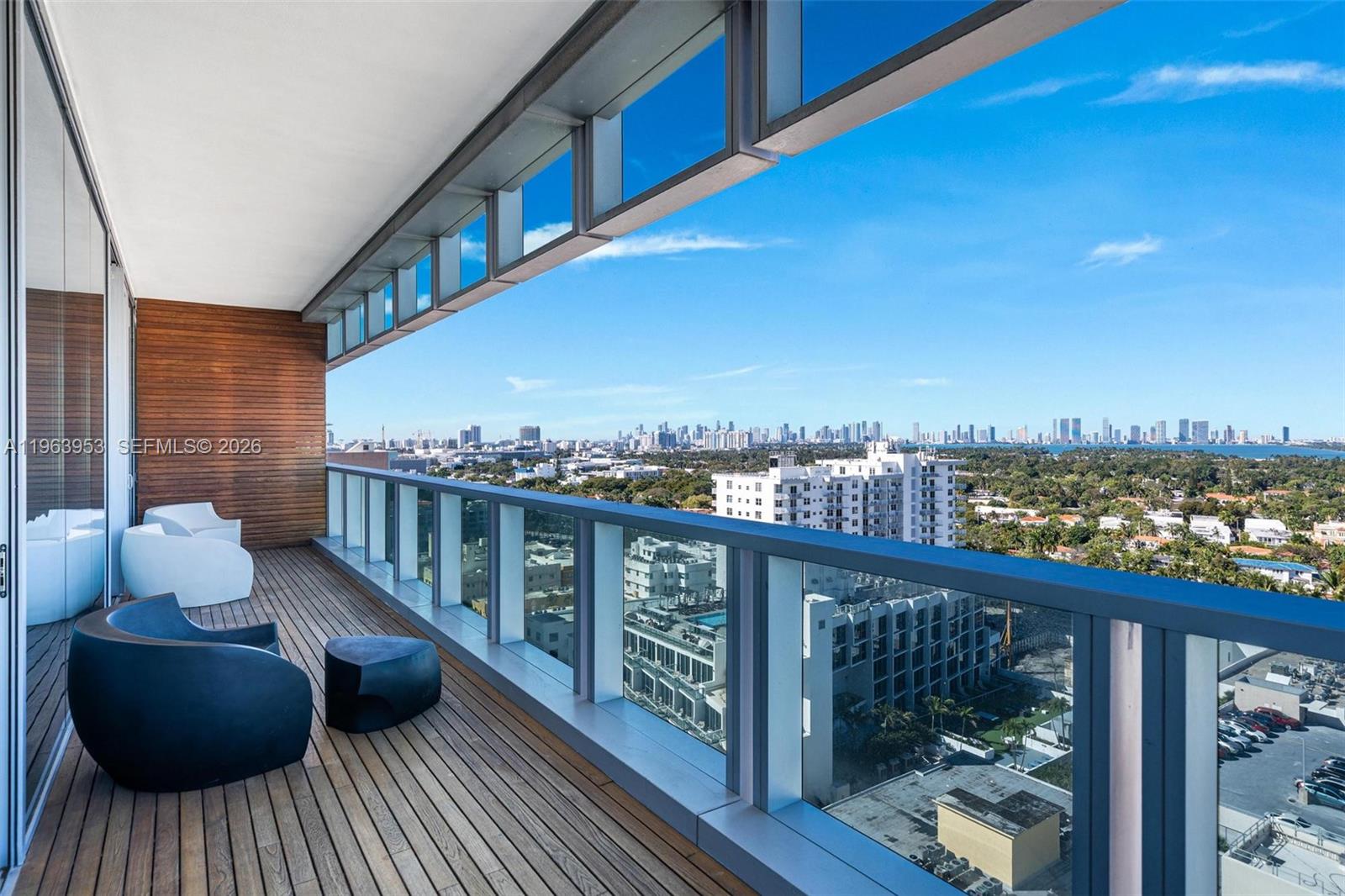 The EDITION Residence 1501