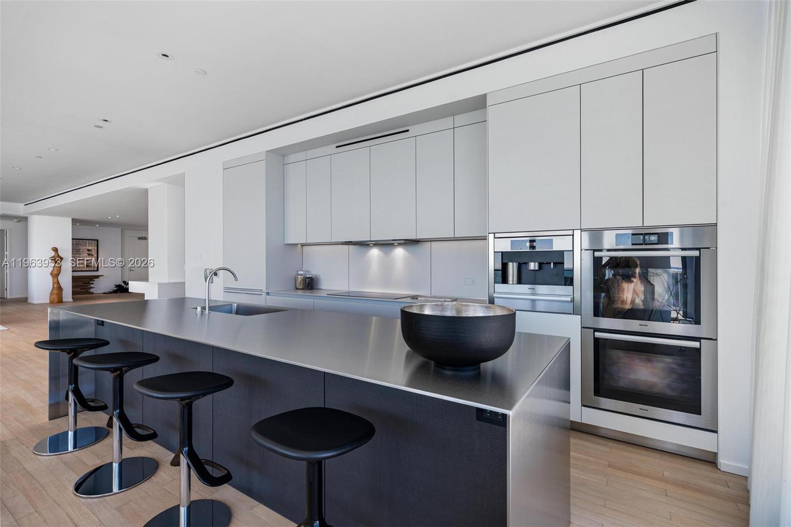 The EDITION Residence 1501