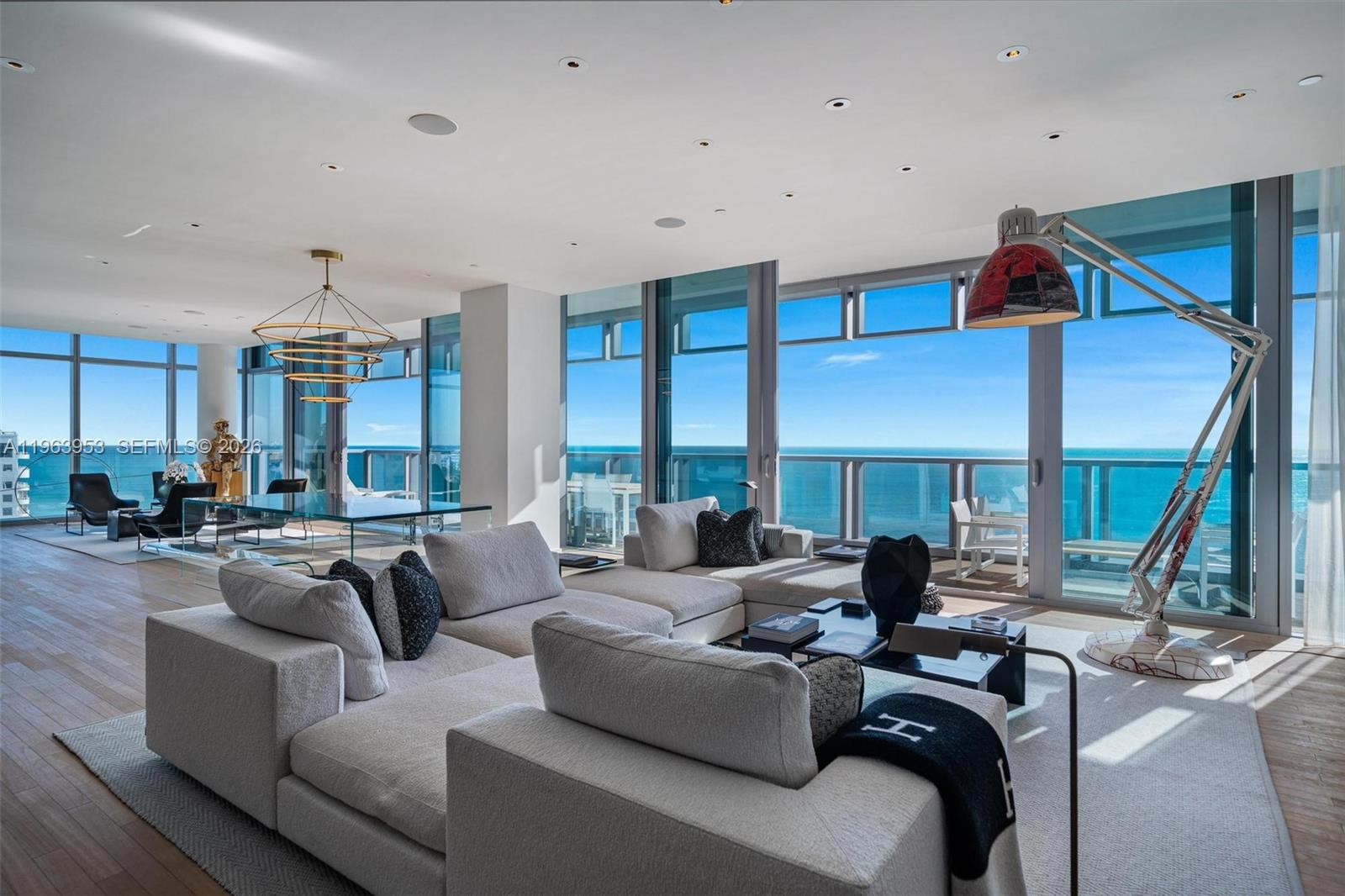 The EDITION Residence 1501