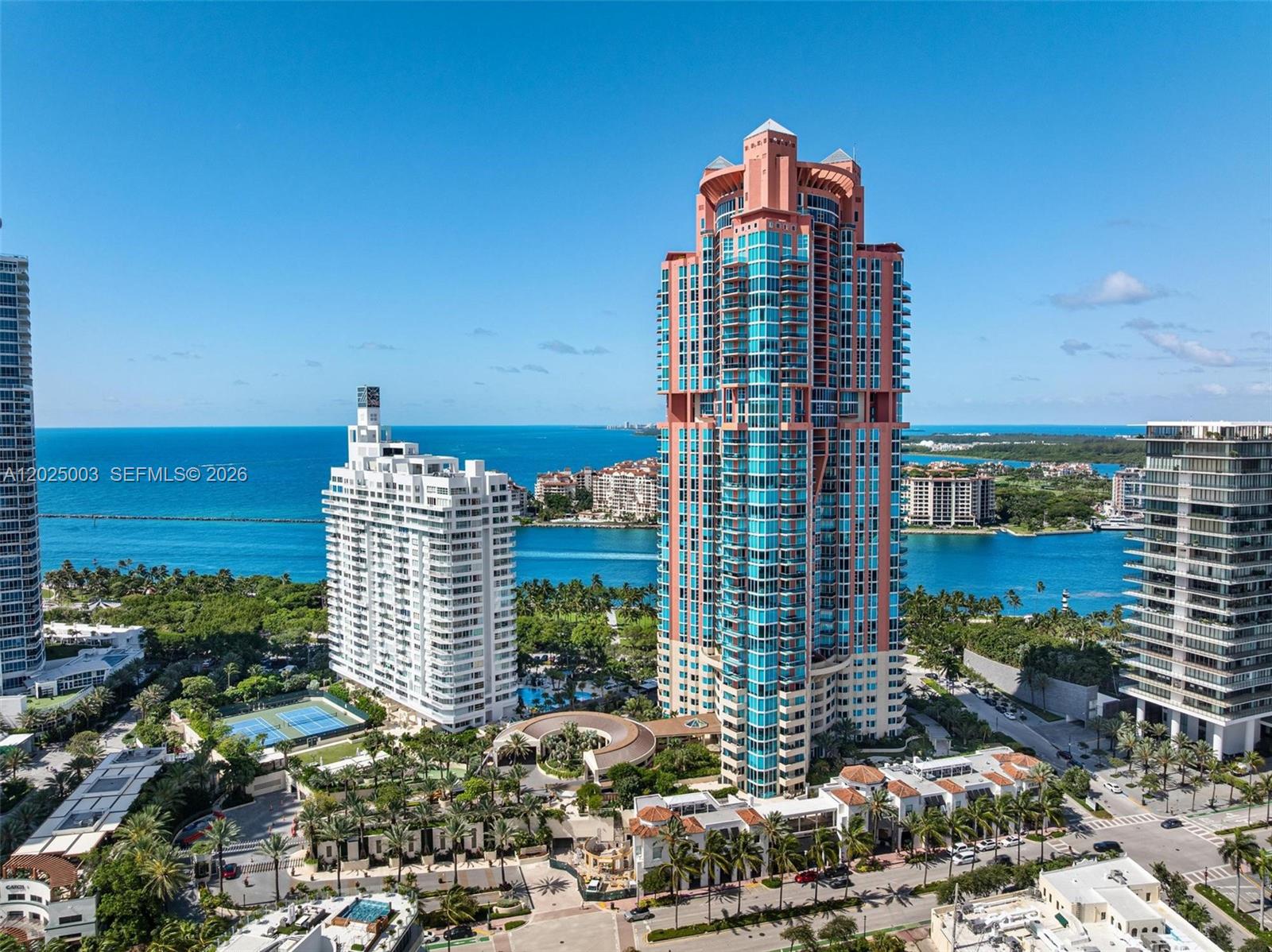 300 S Pointe Dr # 1001