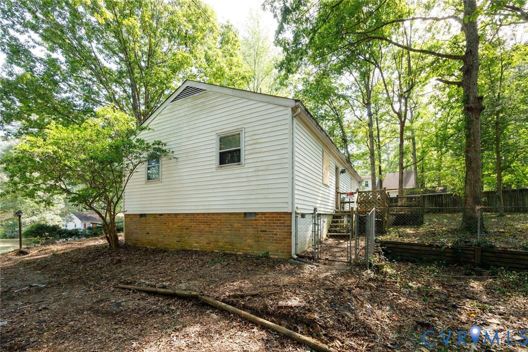3128 Woodsong Dr