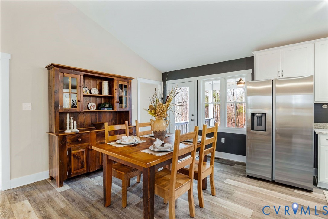 693 Gully Tavern Road