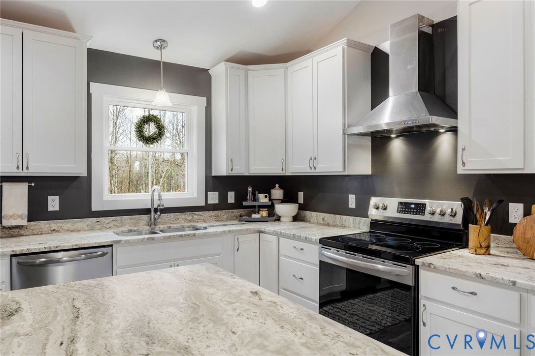 693 Gully Tavern Road