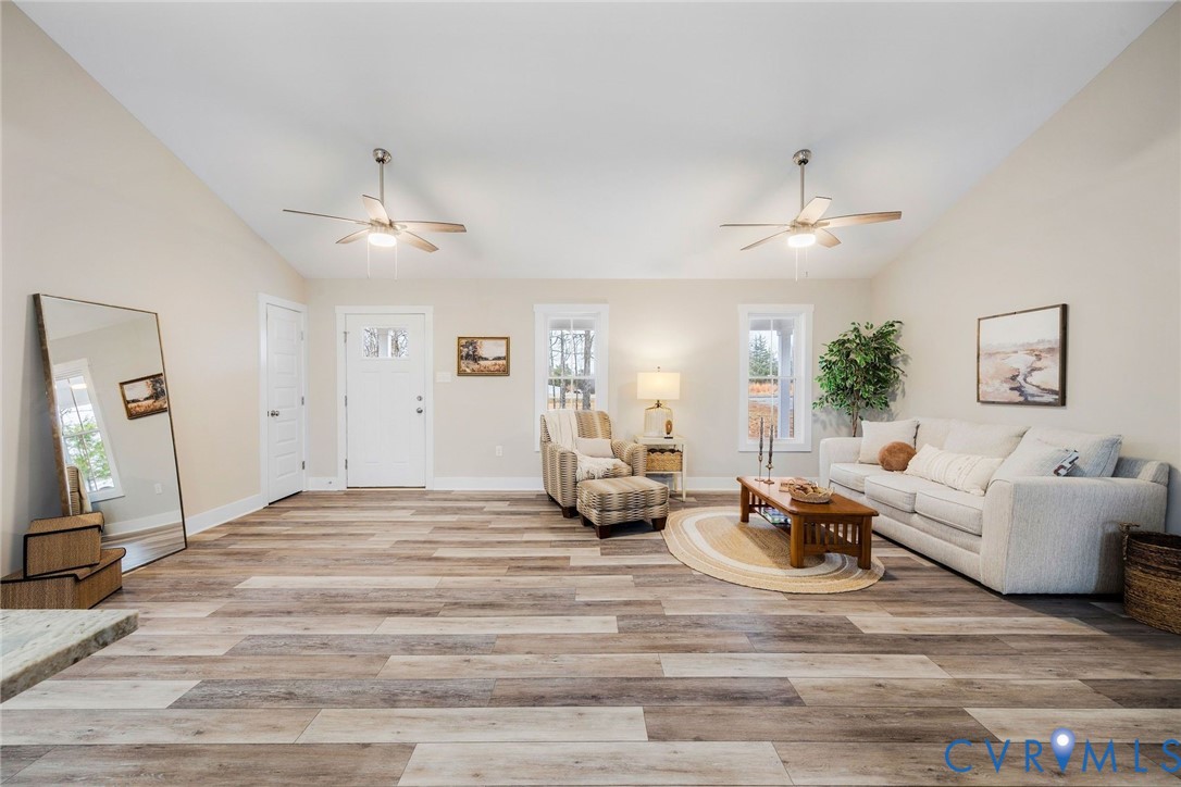 693 Gully Tavern Road