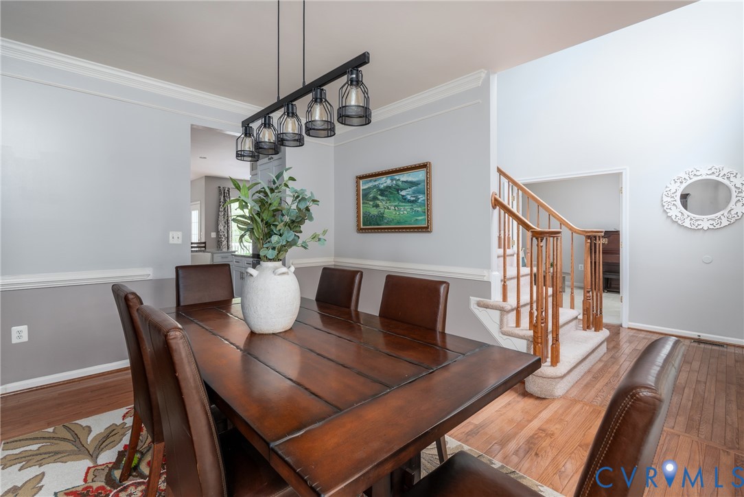 381 Shorewood Dr