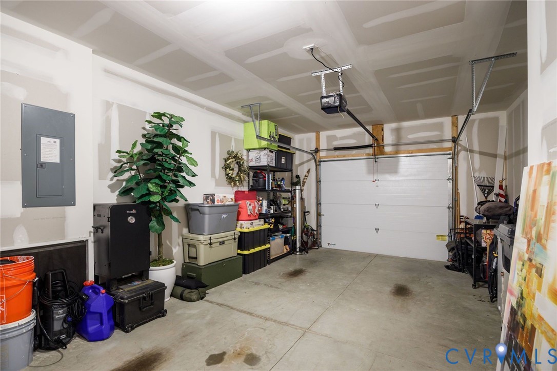 3607 Rainy Day Dr