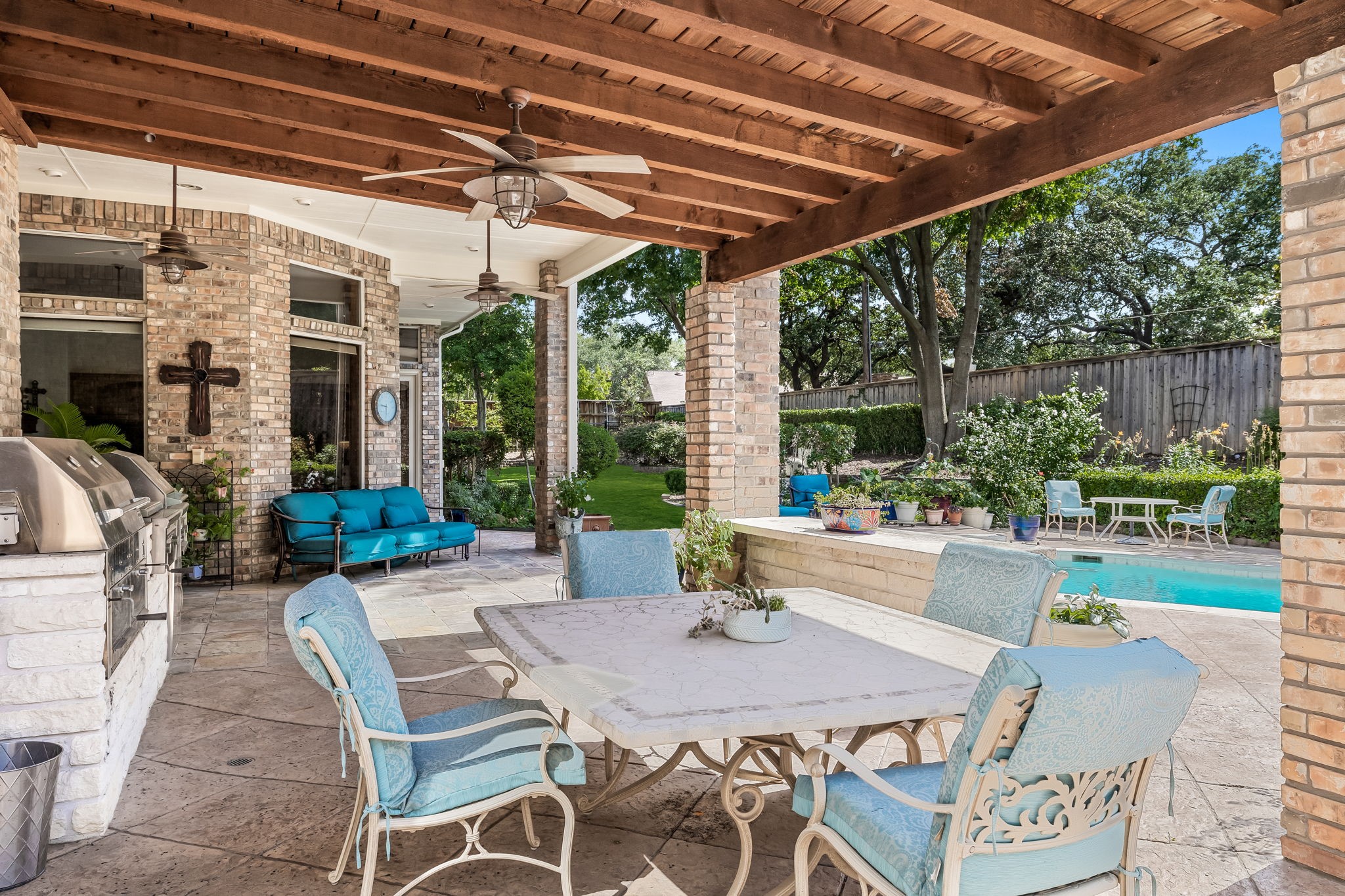 17405 Woods Edge Drive